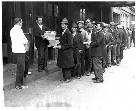 bread-line-great-depression.jpg