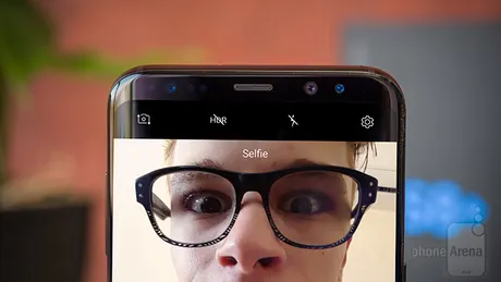 selfiecameraphone.jpg